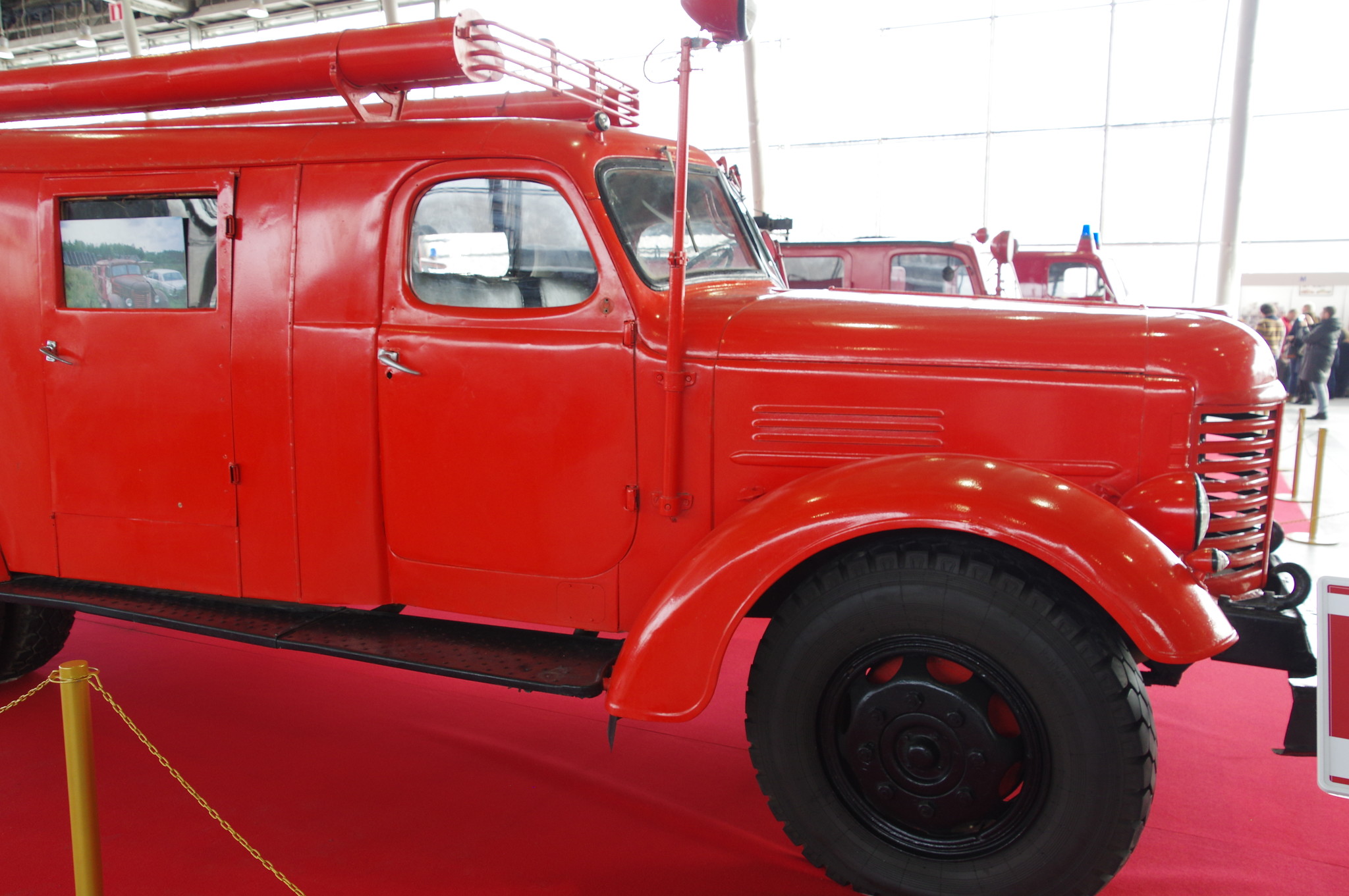 Пожарная автоцистерна ПМЗ-9М
