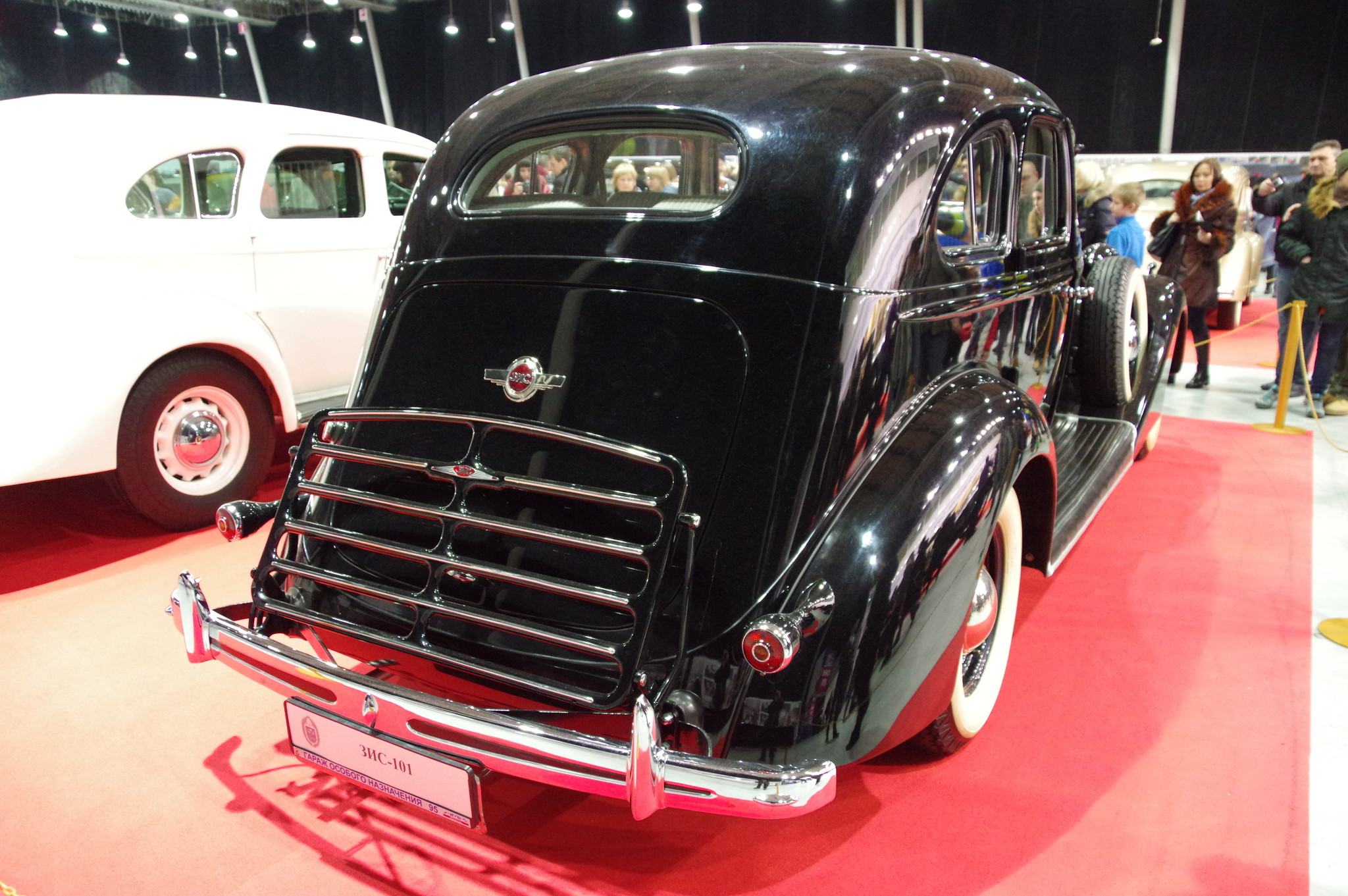 Автомобиль ЗИС-101