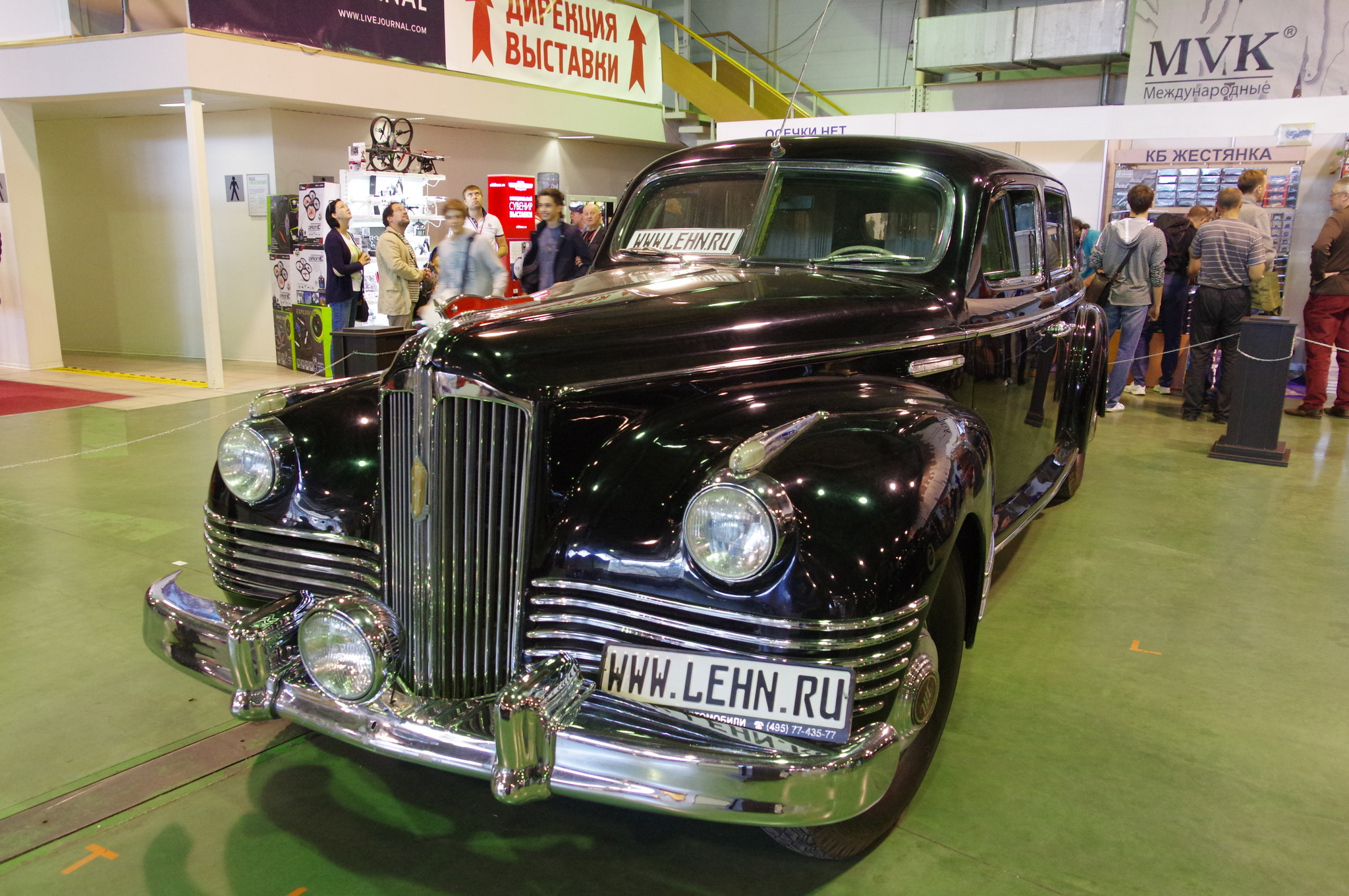 Бронированный автомобиль высшего класса ЗИС-115