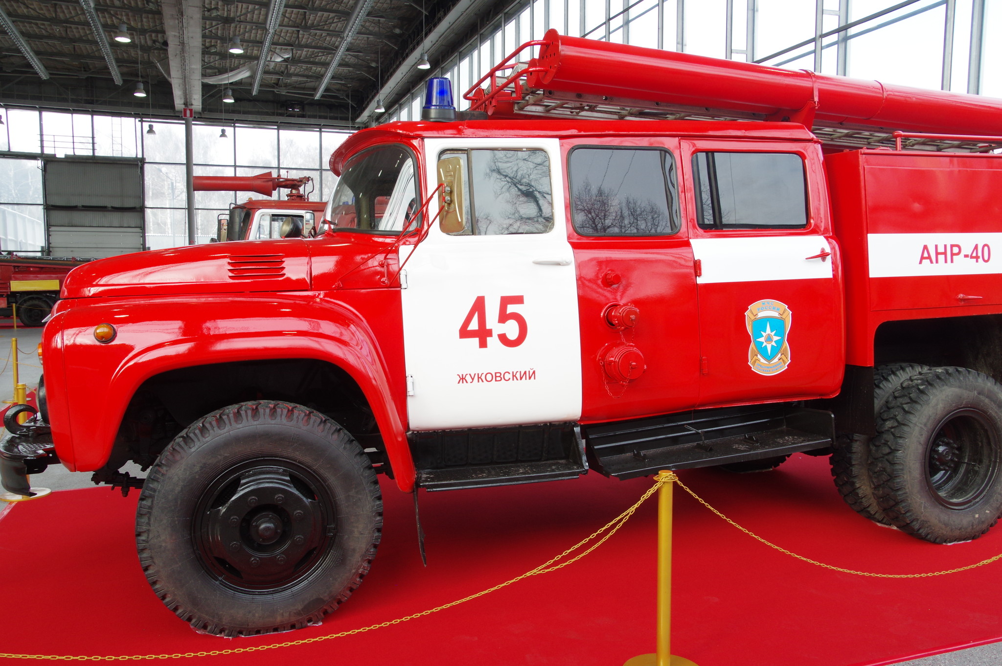 Автомобиль насосно-рукавный АНР-40(130) модель 127Б на шасси ЗИЛ-130