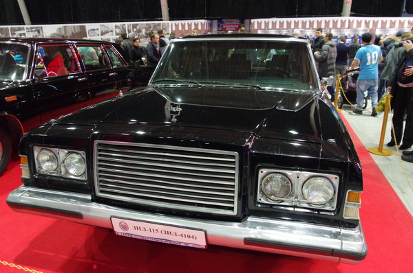 Автомобиль ЗИЛ-4104
