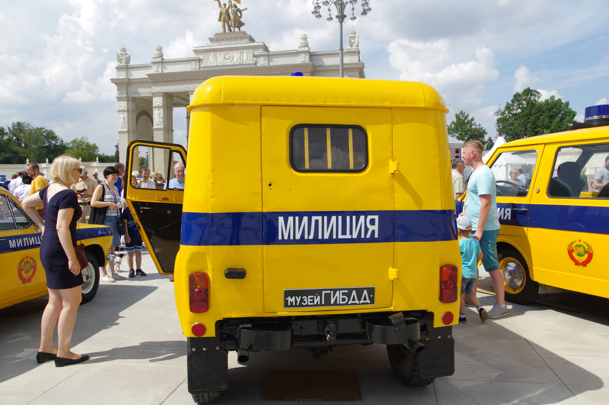 Милицейский автомобиль на базе УАЗ-469Б