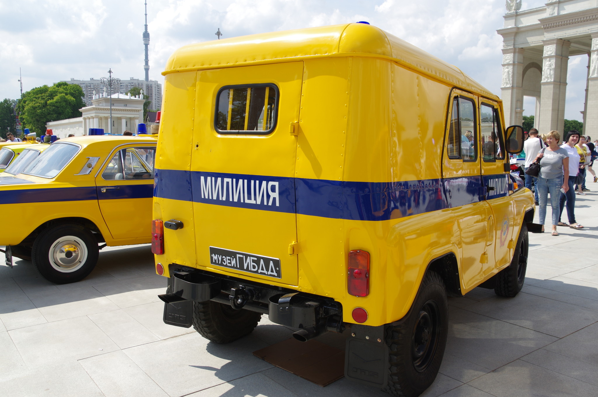 Милицейский автомобиль на базе УАЗ-469Б