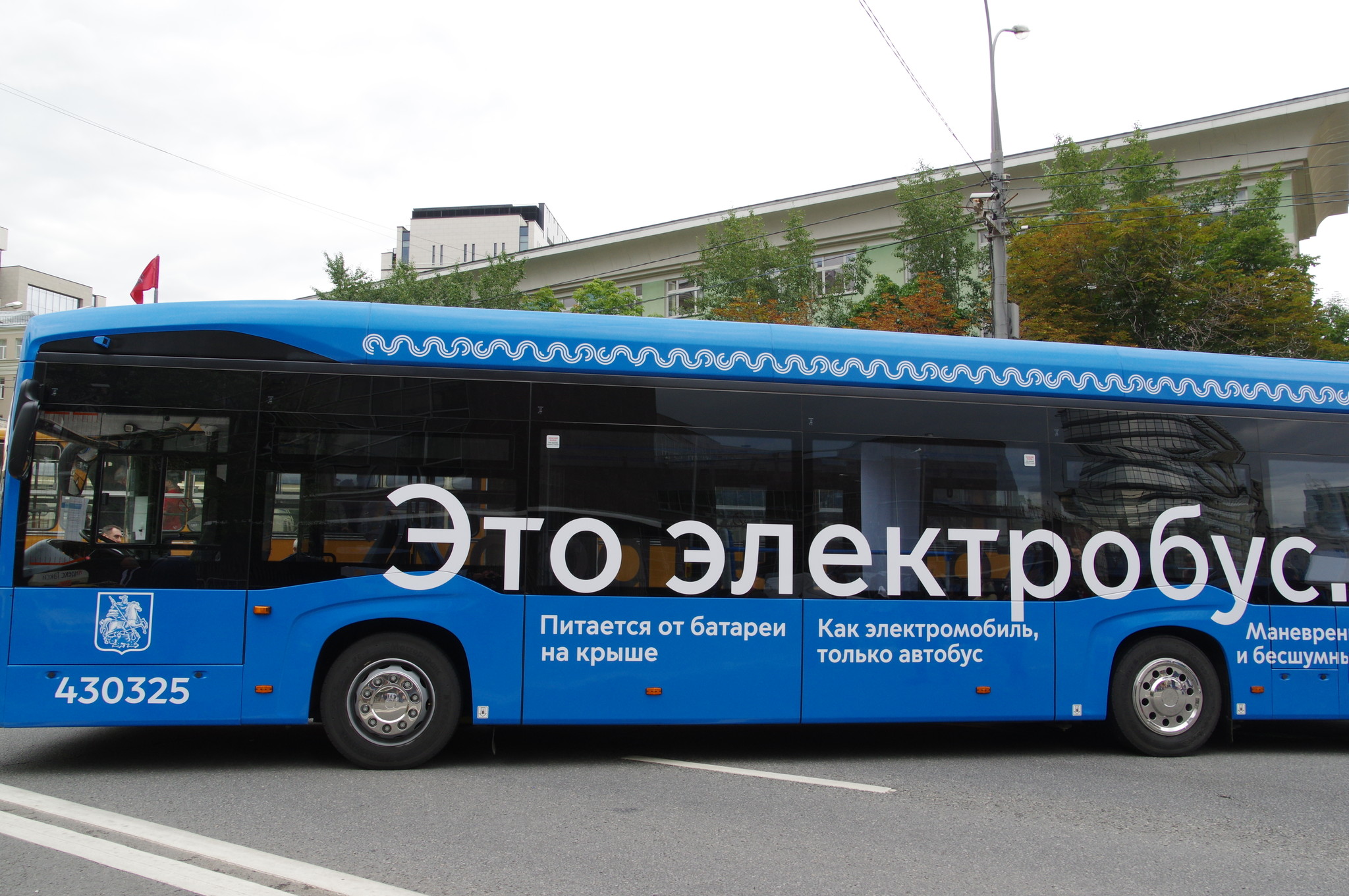 Электробус КамАЗ 6282 с б/н 430325