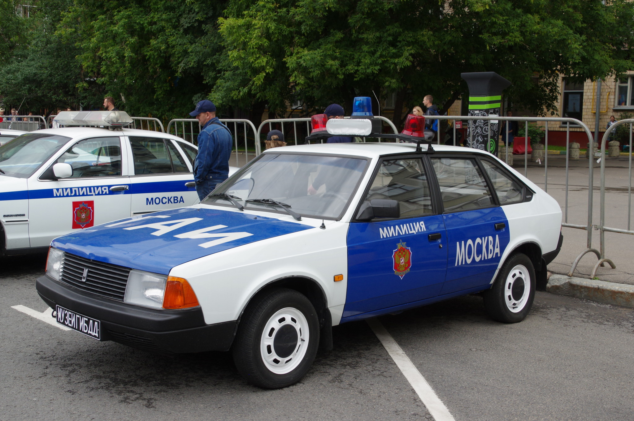 Автомобиль «Москвич-2141S» московской милиции