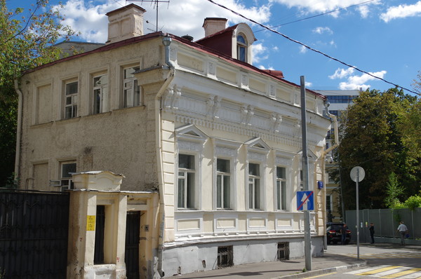 Южный флигель городской усадьбы (Староконюшенный переулок, дом 2, корпус 1)