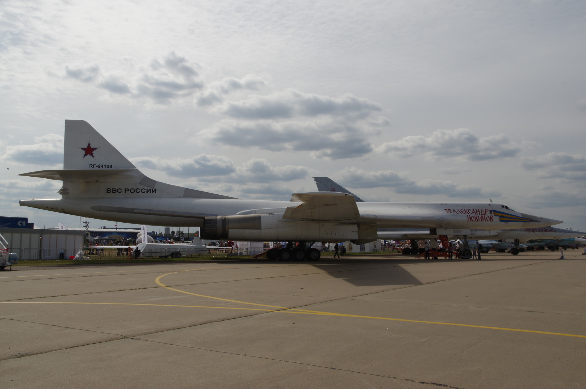 Стратегический ракетоносец Ту-160