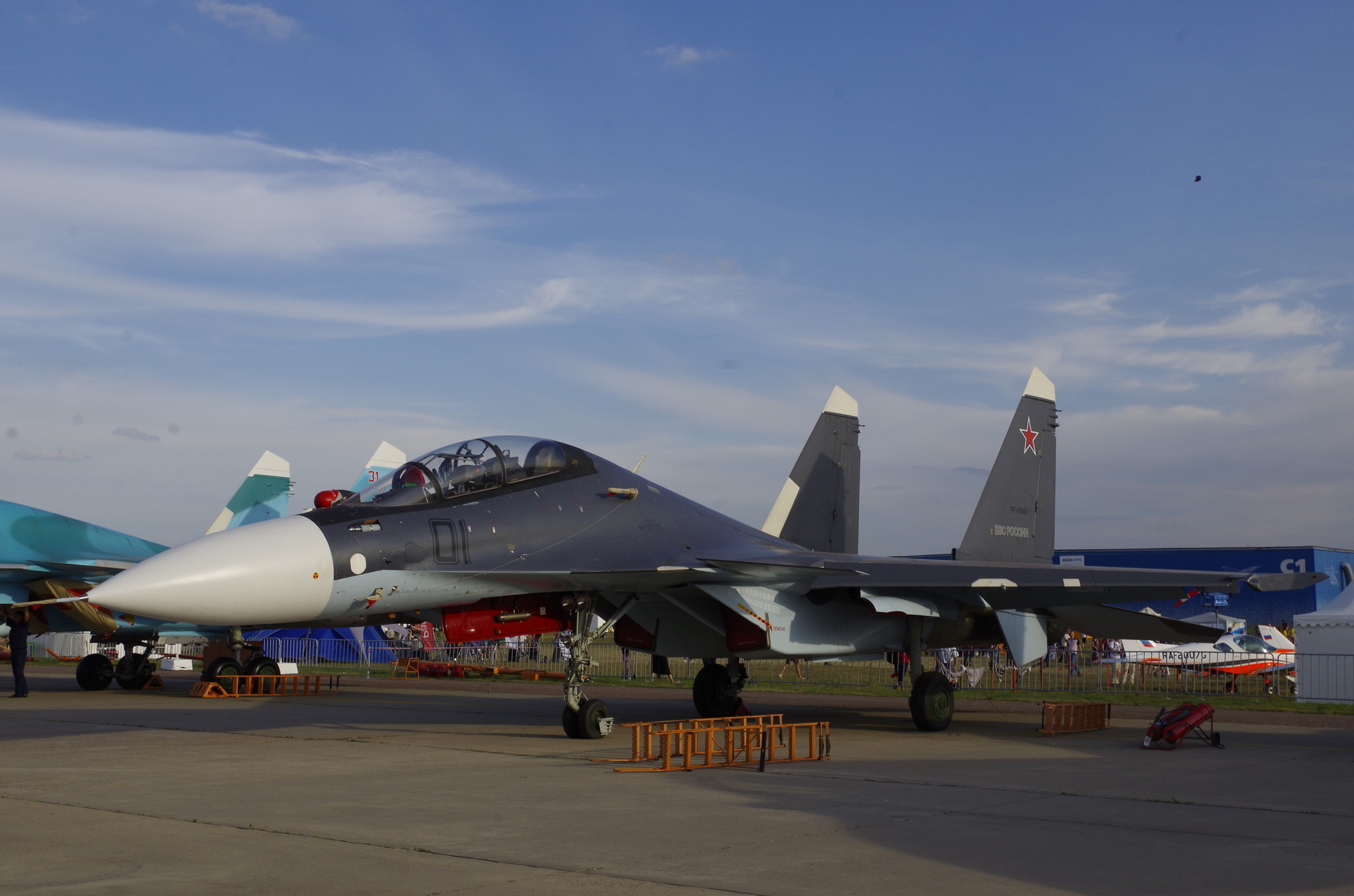 Многофункциональный истребитель Су-30СМ