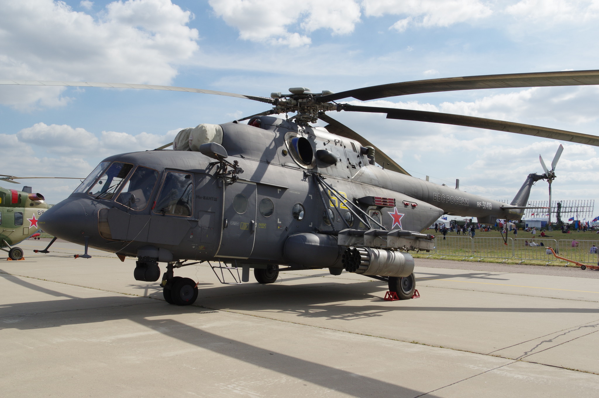 Транспортно-штурмовой вертолёт Ми-8АМТШ «Терминатор»