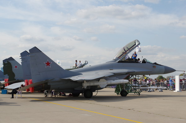 Многофункциональный лёгкий истребитель МиГ-35