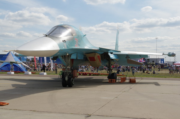 Фронтовой бомбардировщик Су-34