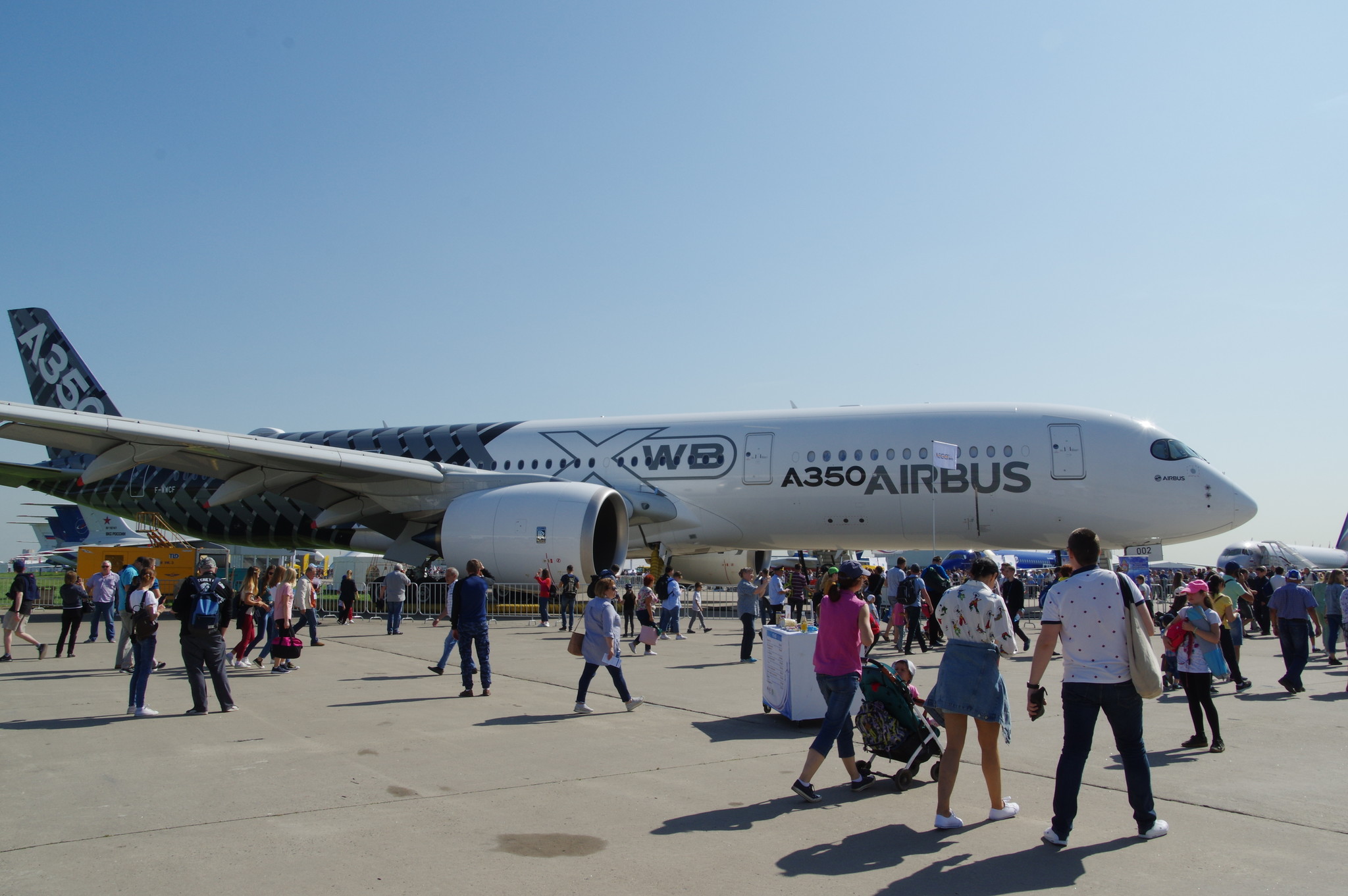 Самолёт Airbus A350-900