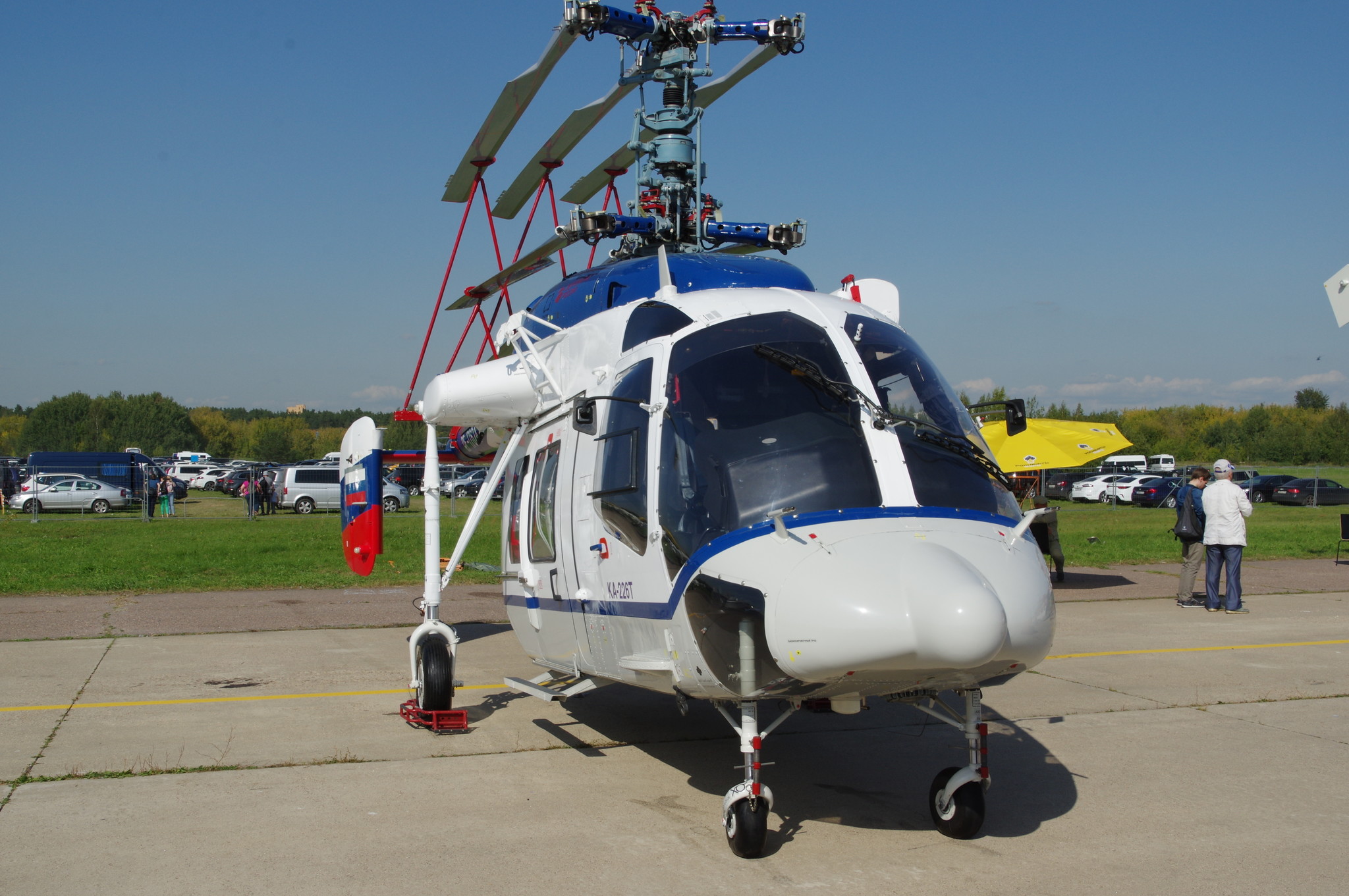 Лёгкий многоцелевой вертолёт Ка-226Т