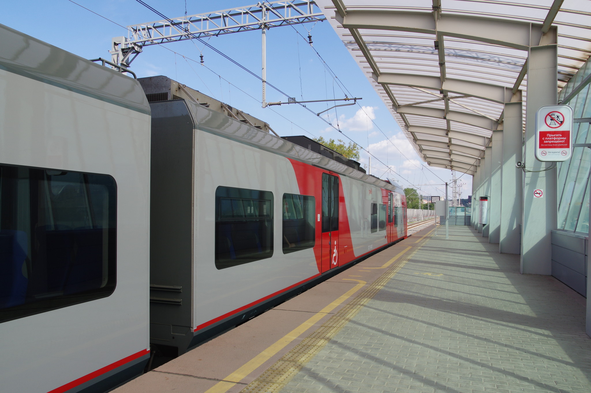 Станция «Лужники» Московского центрального кольца