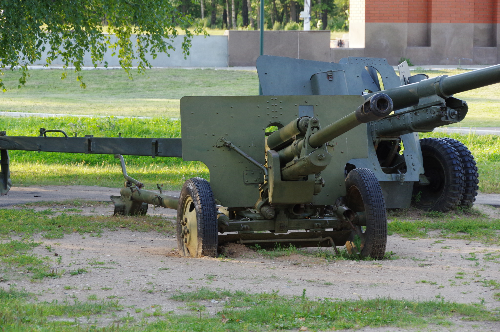 76-мм дивизионная пушка обр. 1942 г. (ЗИС-3). Ленино-Снегирёвский военно-исторический музей