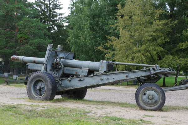 152-мм гаубица-пушка образца 1937 года (МЛ-20). Ленино-Снегирёвский военно-исторический музей
