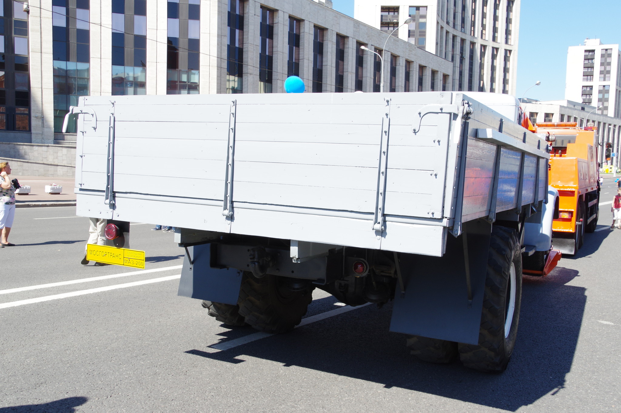 Грузовой автомобиль МАЗ-200
