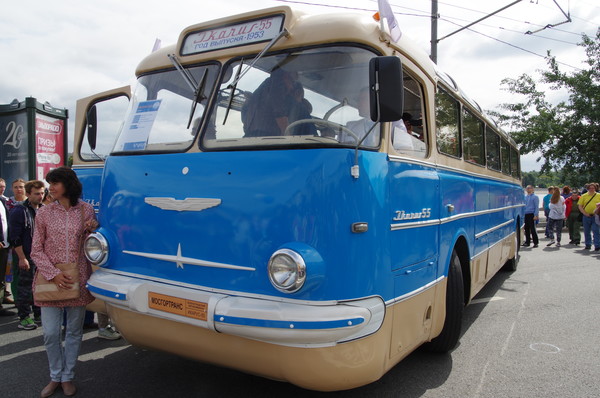Междугородный автобус Ikarus 55 1953 года выпуска