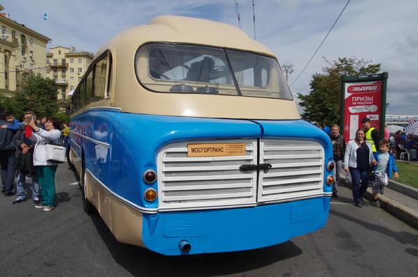 Междугородный автобус Ikarus 55 1953 года выпуска
