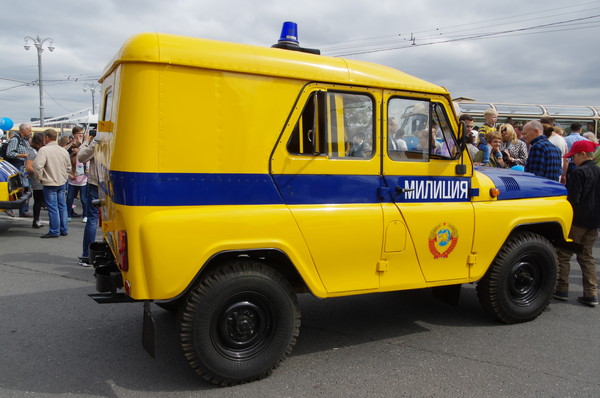 Милицейский автомобиль на базе УАЗ-469Б
