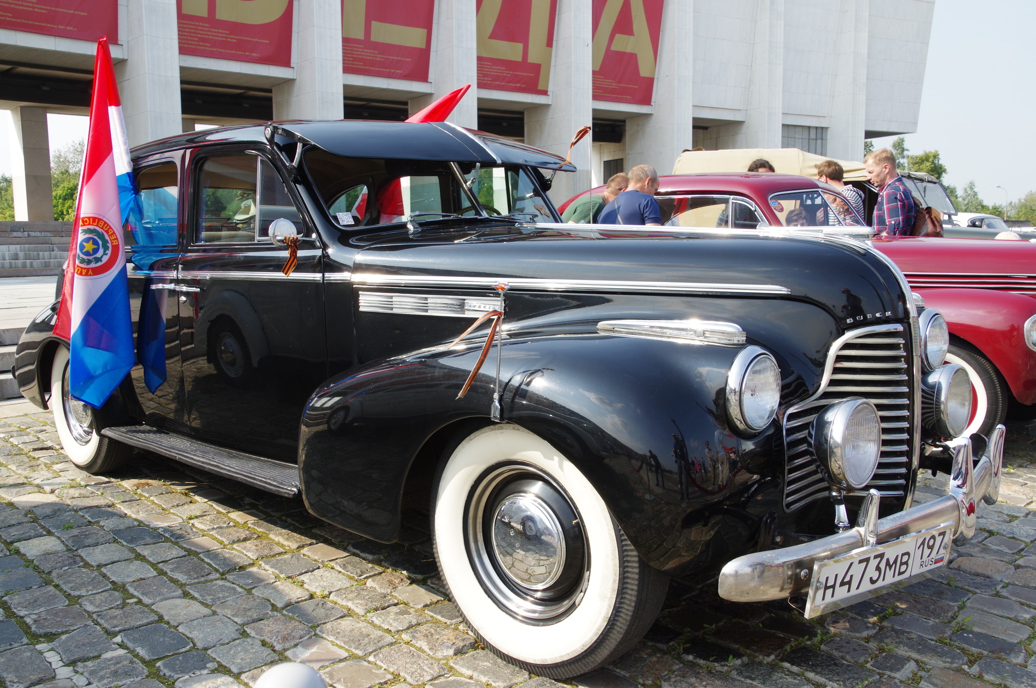 Легковой автомобиль Buick Eight