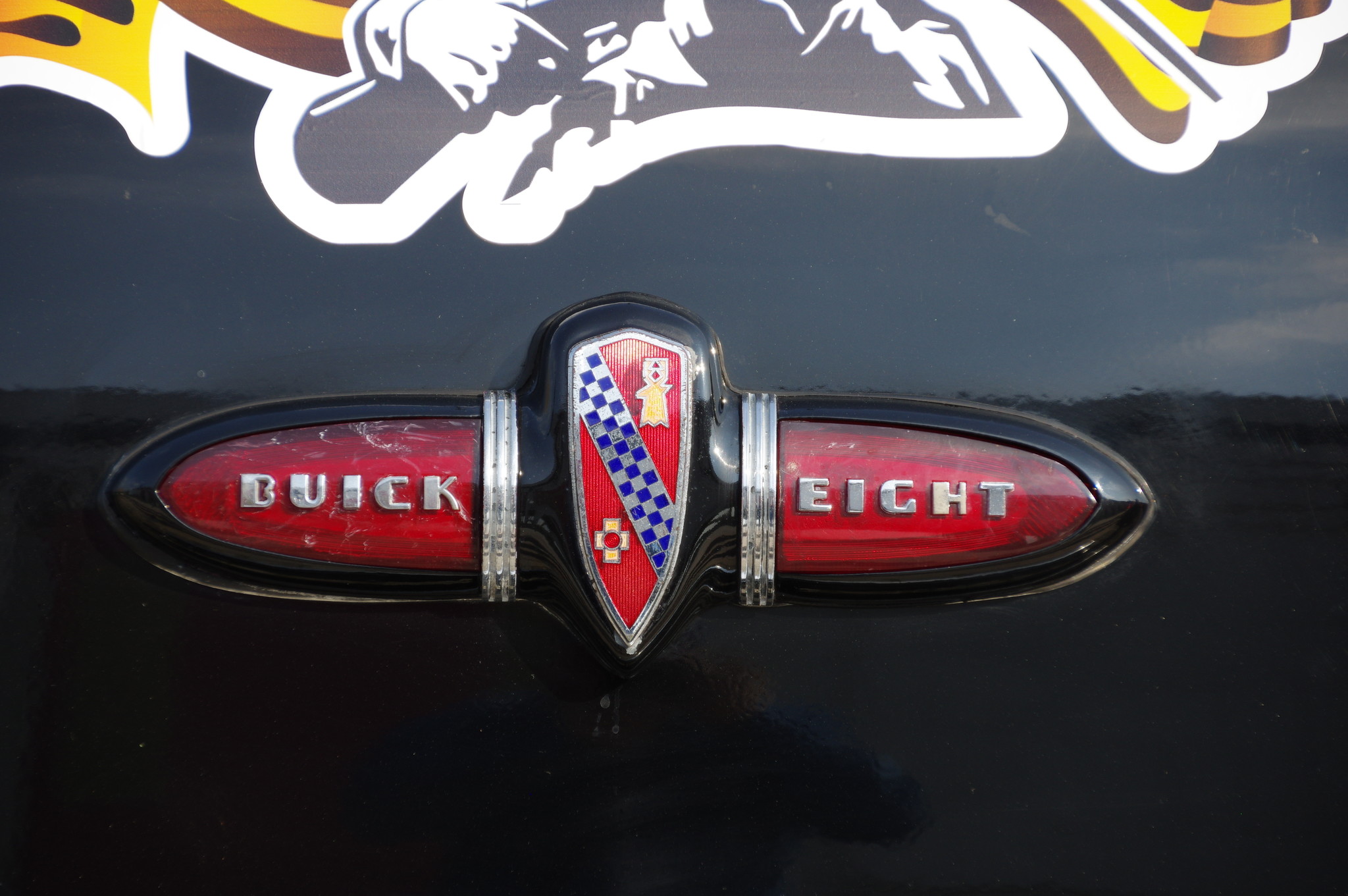 Легковой автомобиль Buick Eight