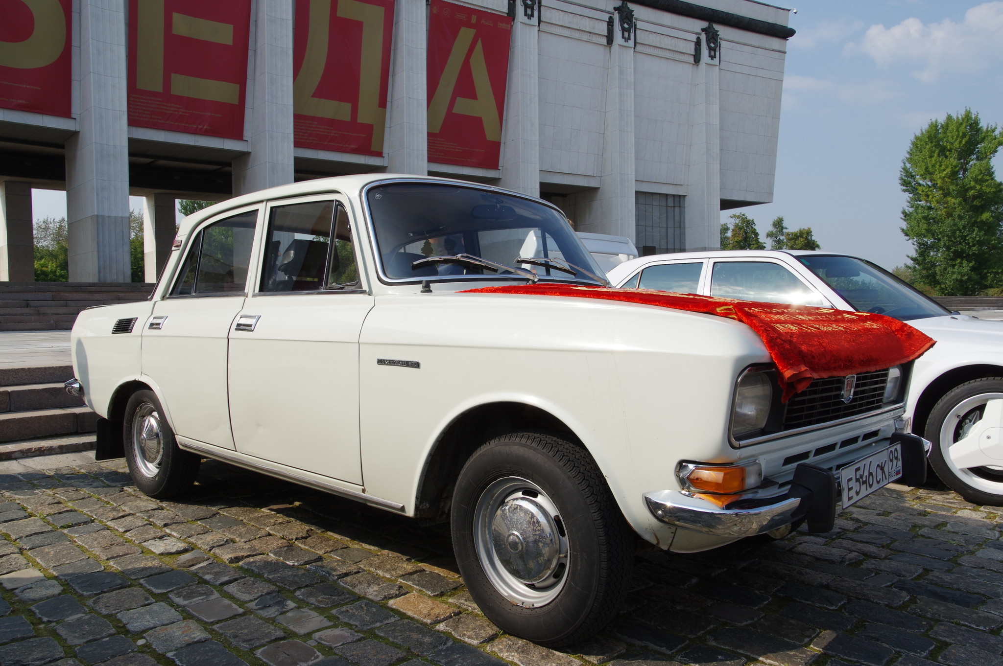 Автомобиль «Москвич-2140»