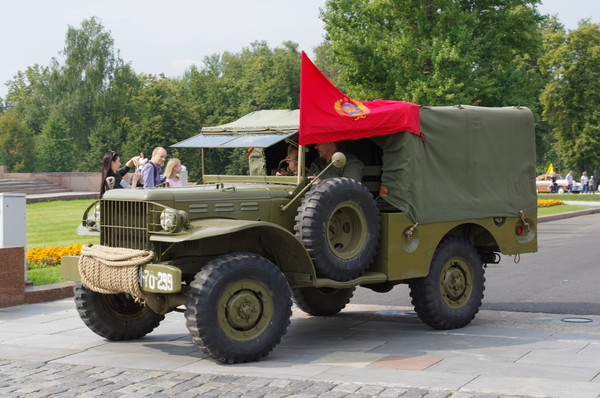 Додж три четверти
