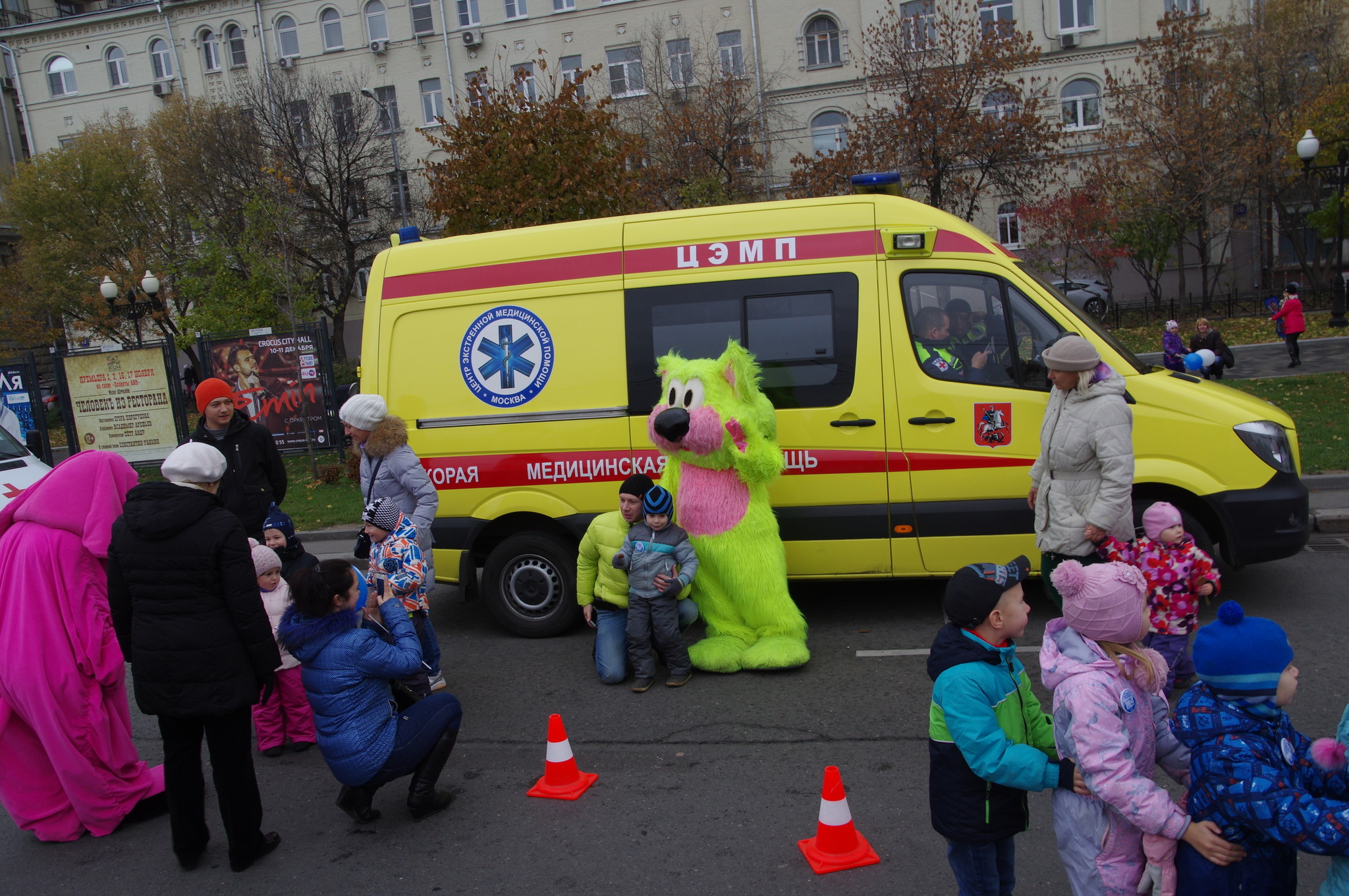 Автомобиль Центра экстренной медицинской помощи