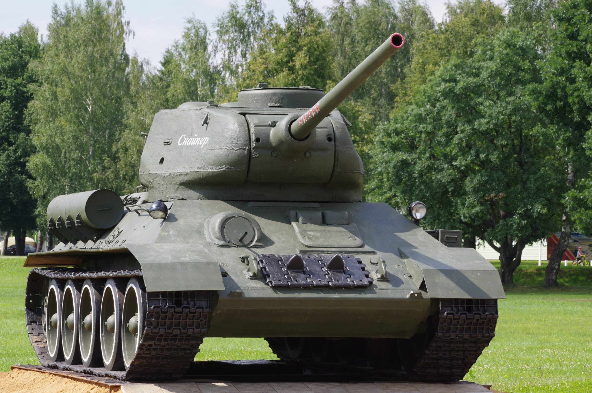 Средний танк Т-34-85