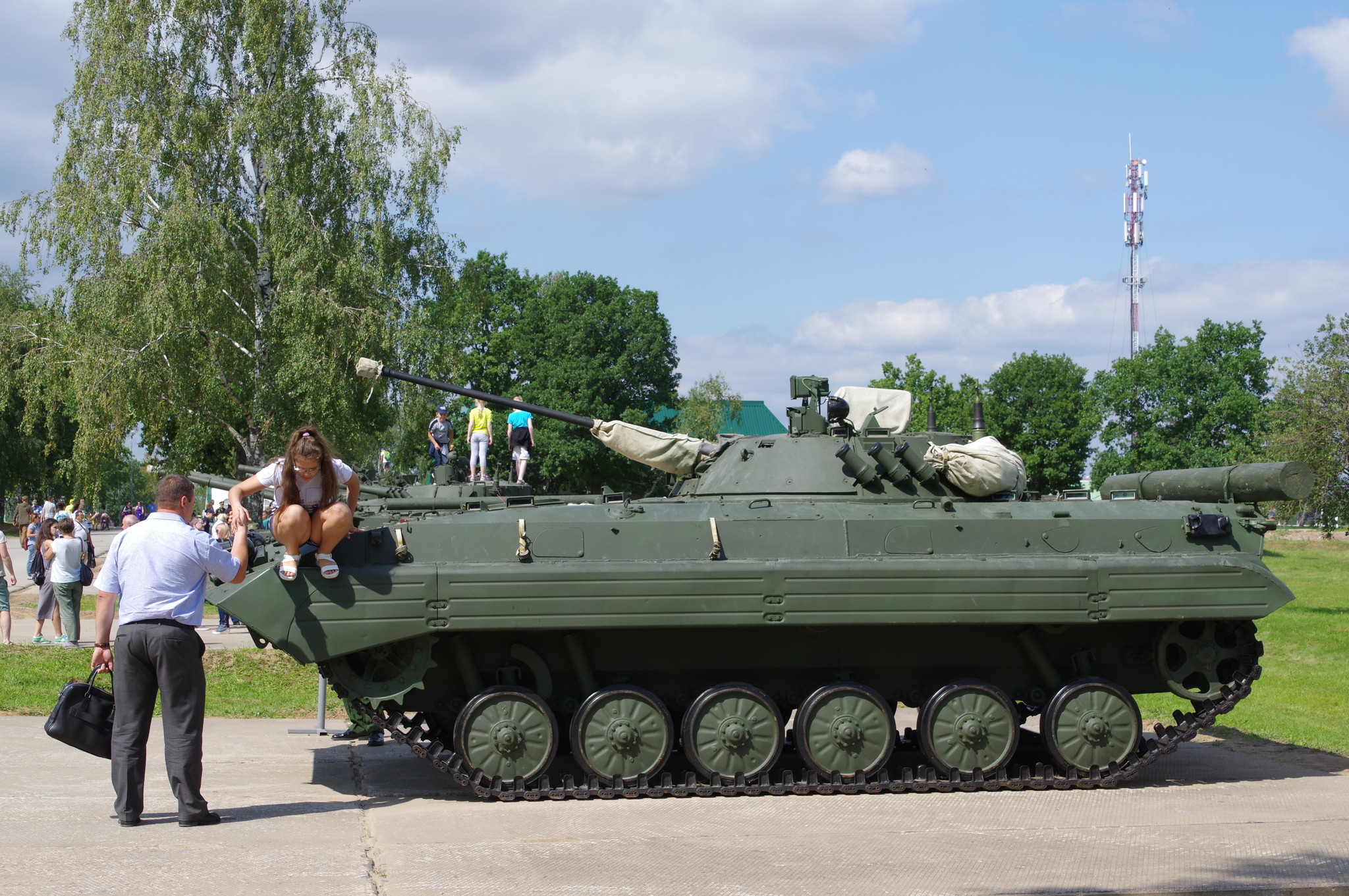 Боевая машина пехоты БМП-2
