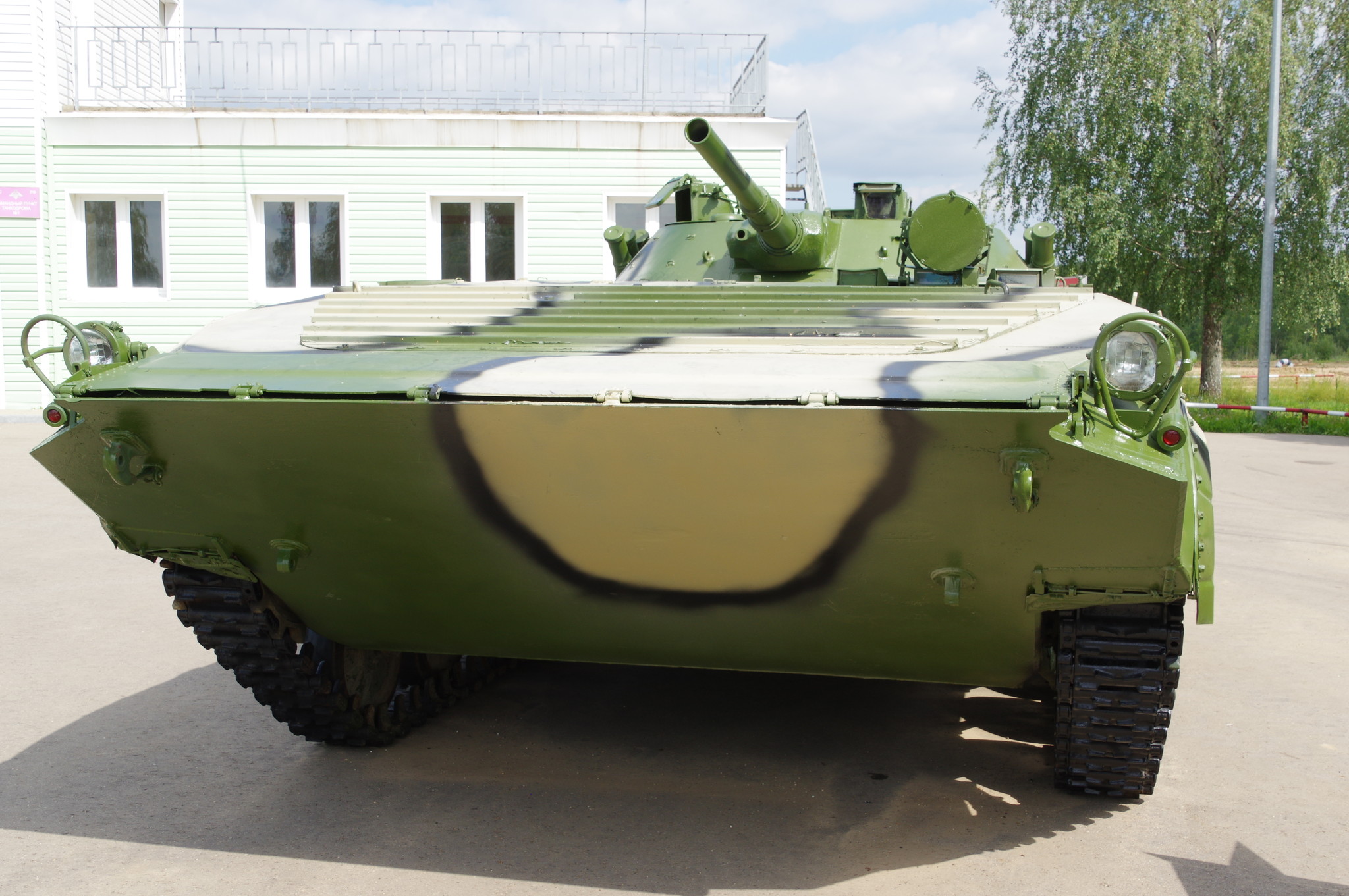 Боевая машина пехоты БМП-1