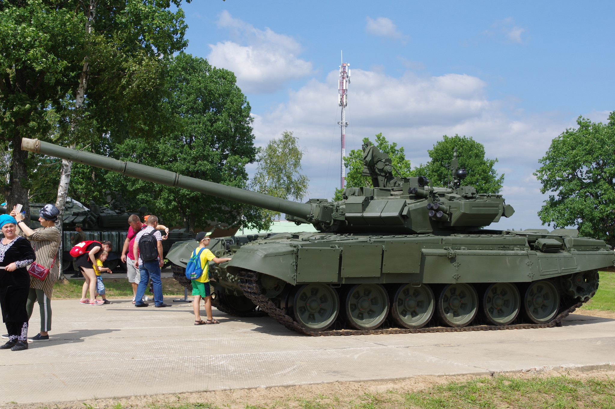 Основной боевой танк Т-90А