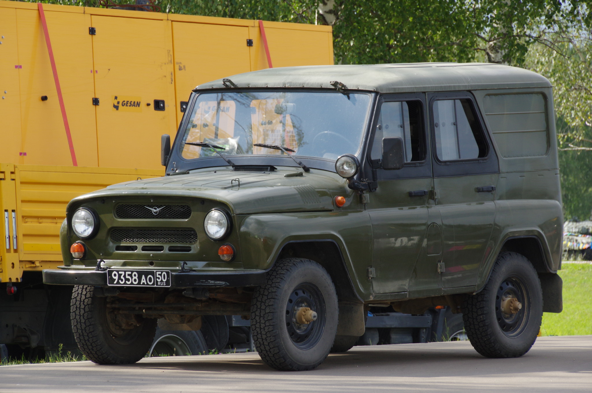 Автомобиль УАЗ-3151