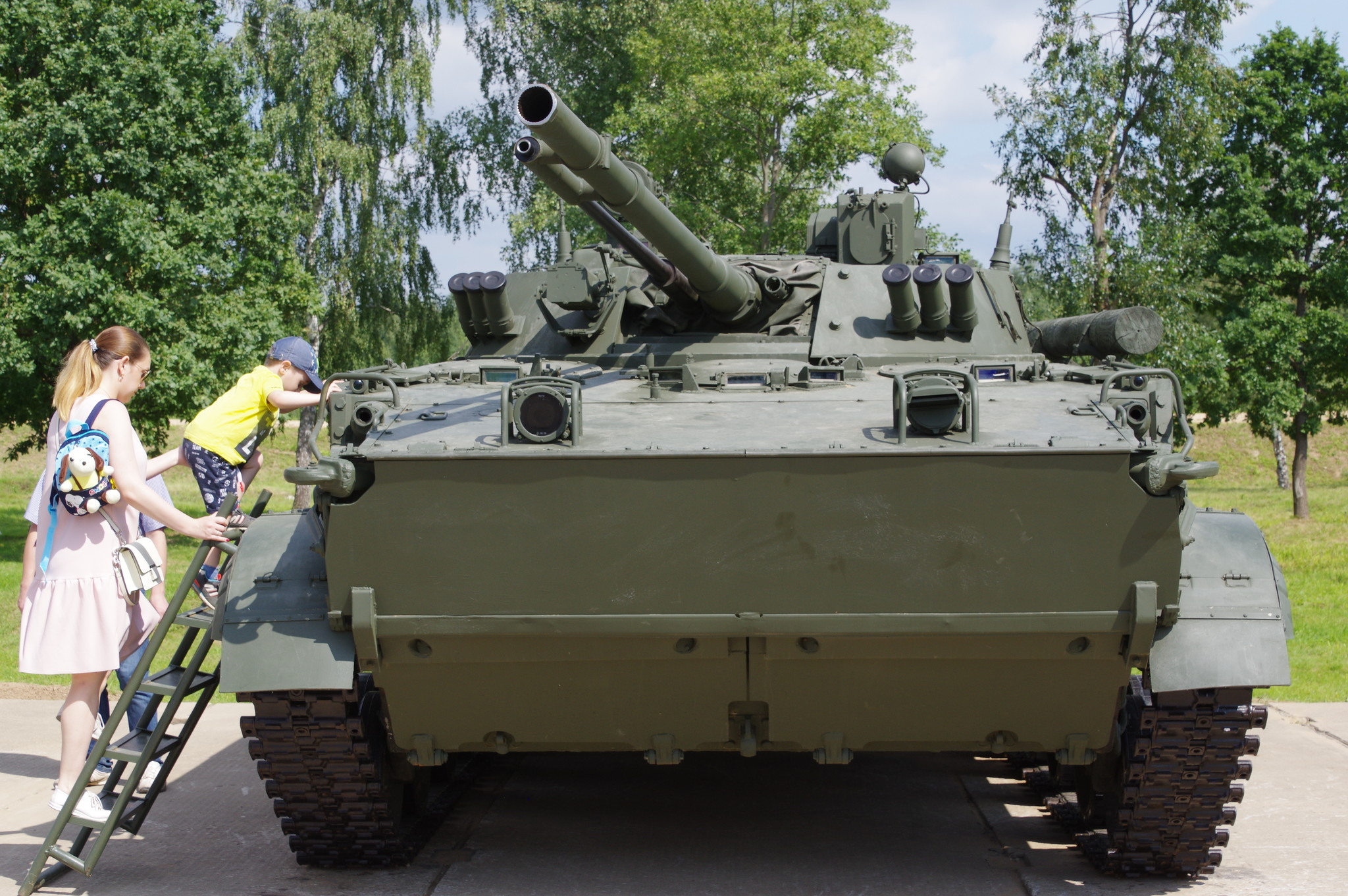 Боевая машина пехоты БМП-3