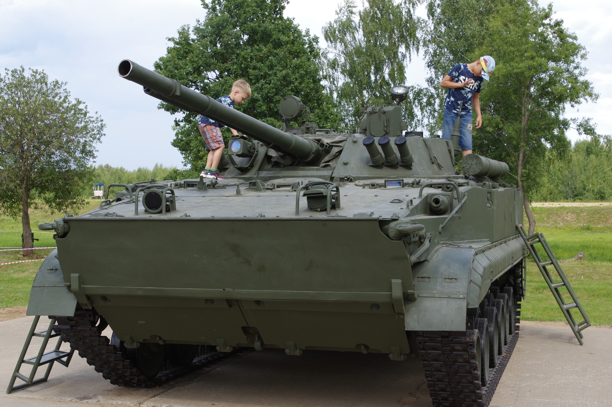 Боевая машина пехоты БМП-3