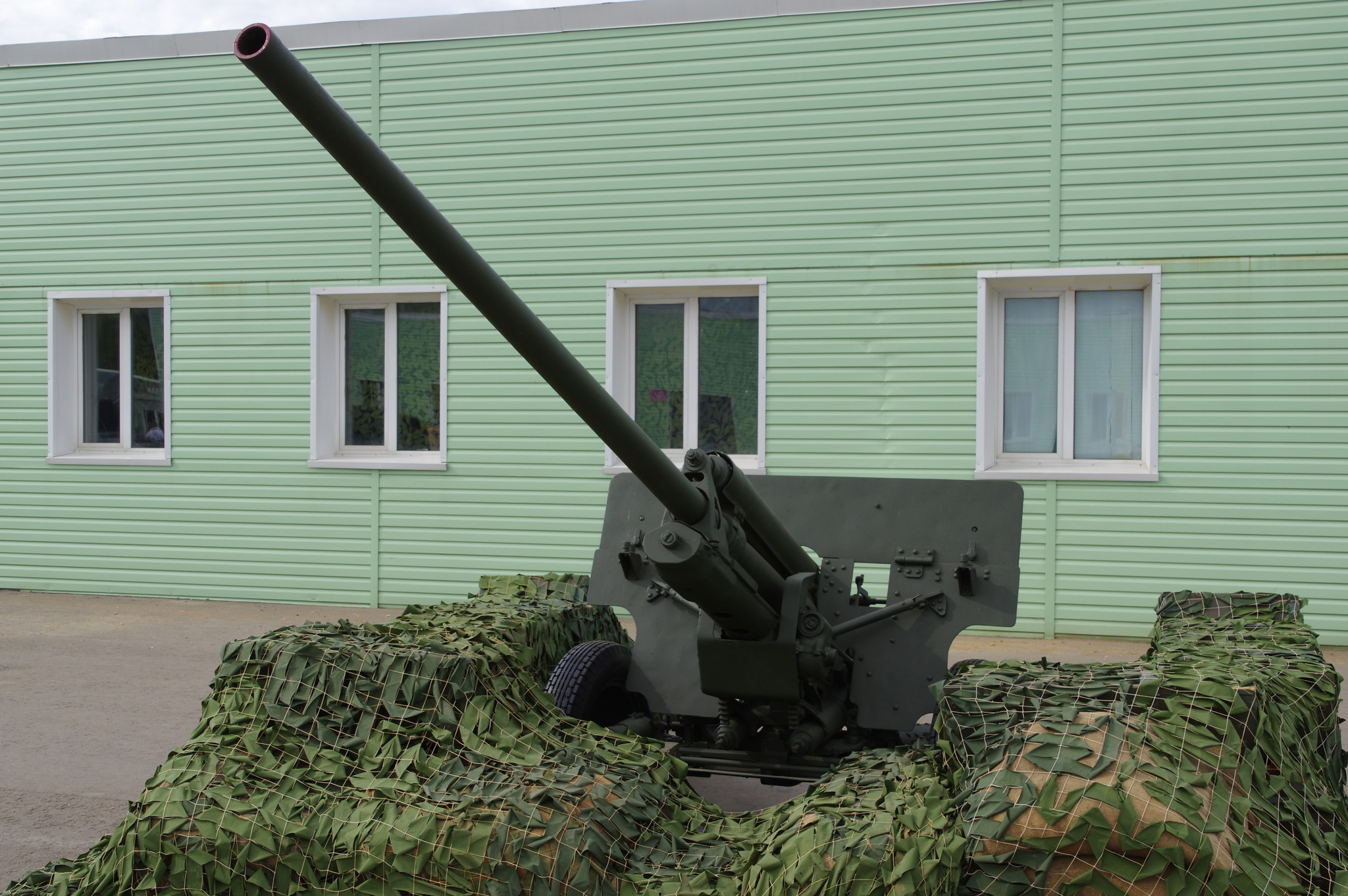 57-мм противотанковая пушка обр. 1943 г. (ЗИС-2)