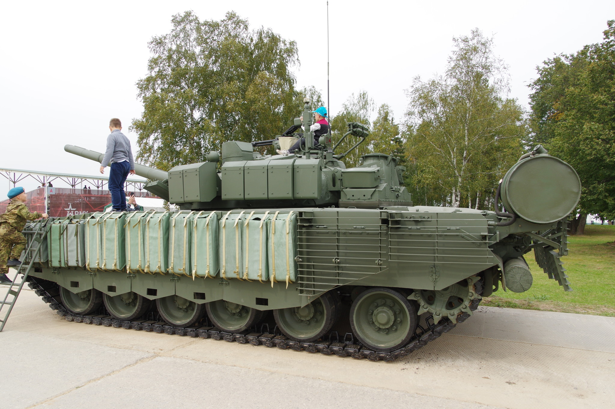 Танк Т-80БВМ