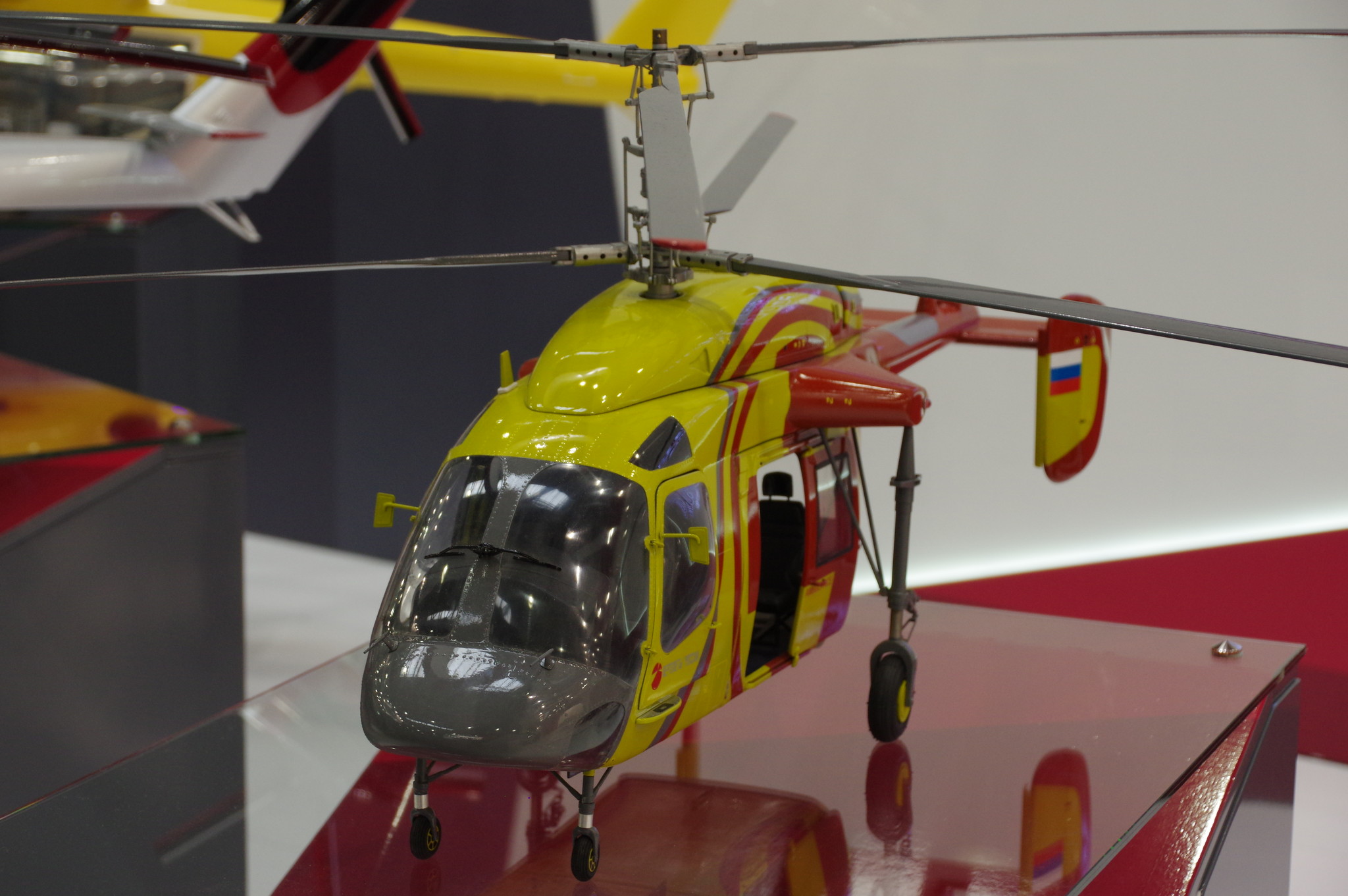 Модель вертолёта Ми-226Т