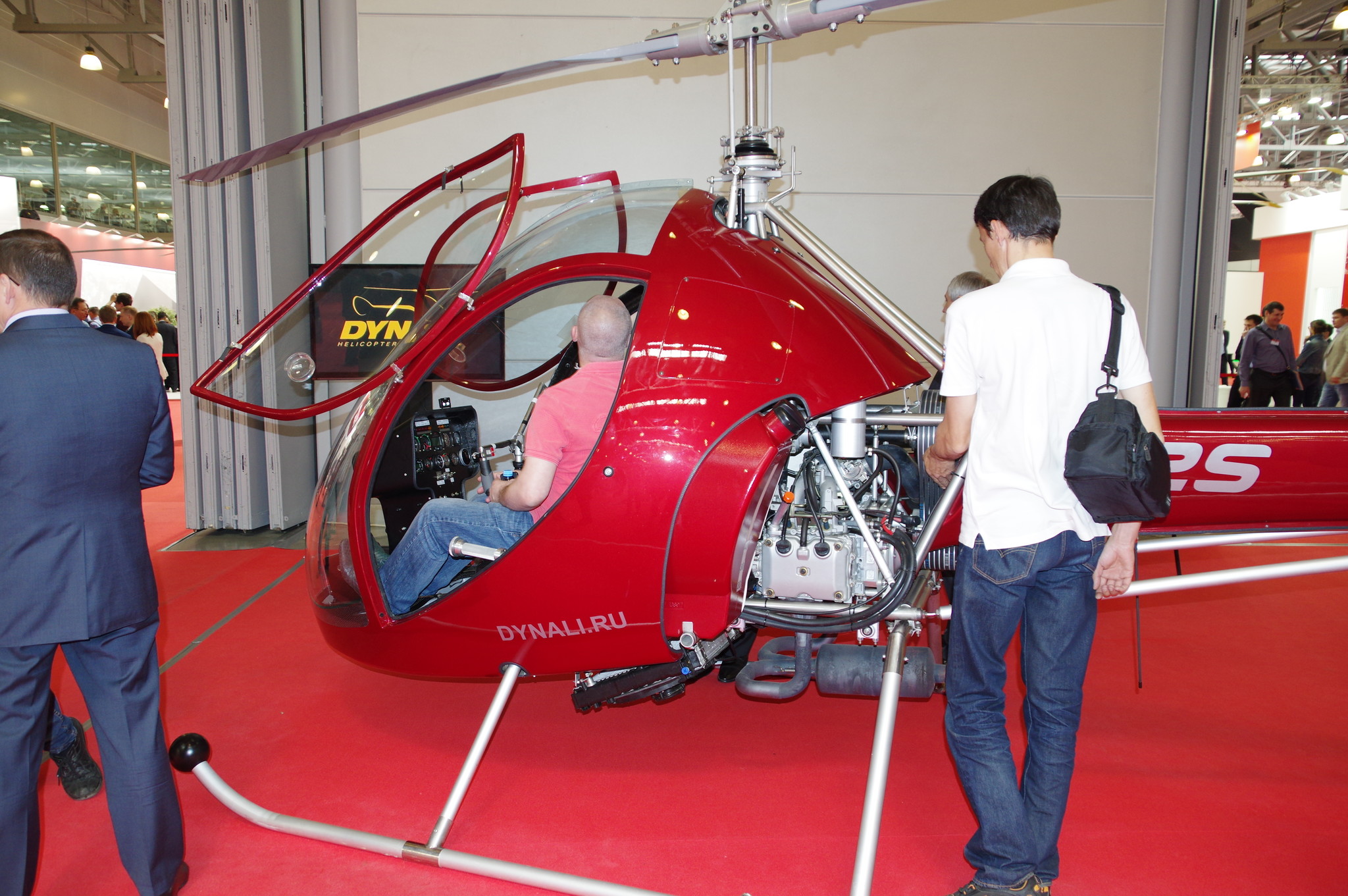 Лёгкий вертолёт Dynali H2S