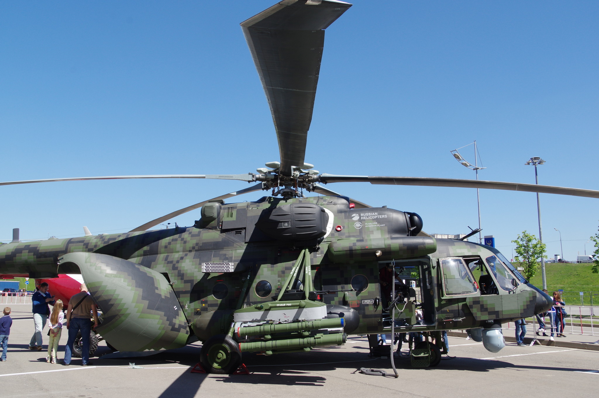 Военно-транспортный вертолёт Ми-171Ш