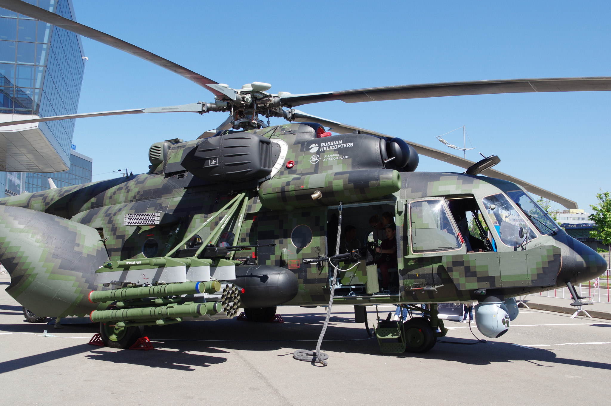 Военно-транспортный вертолёт Ми-171Ш