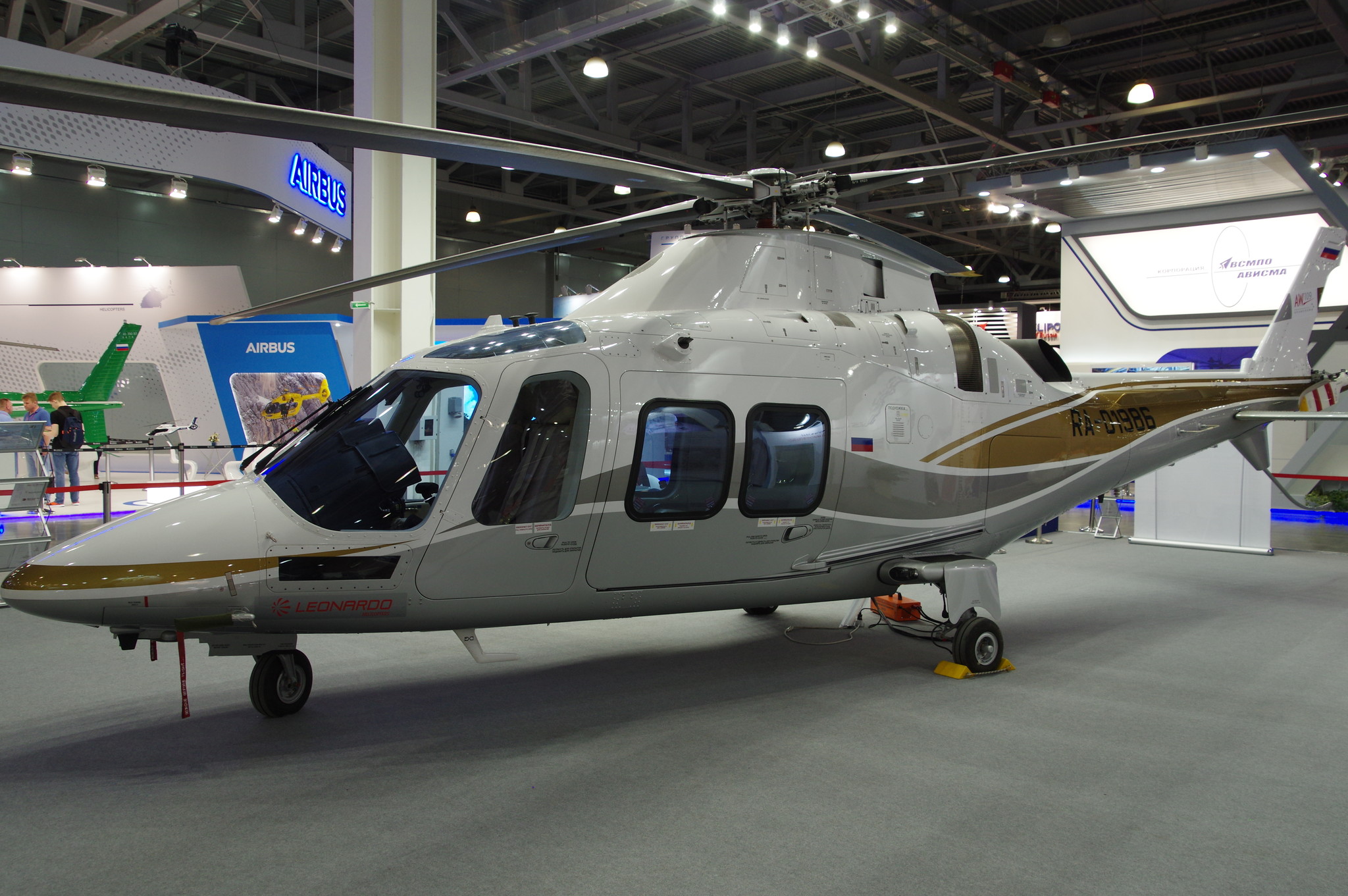 Вертолёт Agusta Westland AW109