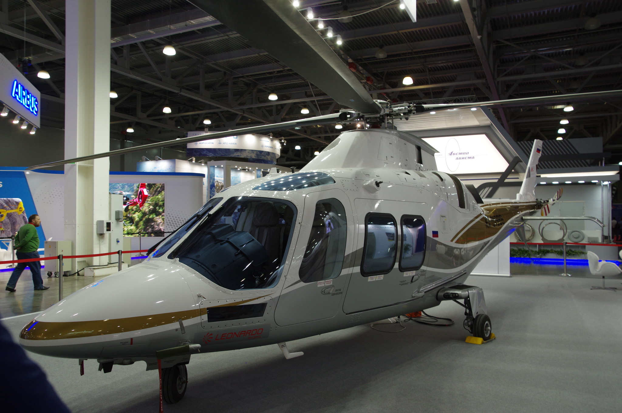 Вертолёт Agusta Westland AW109