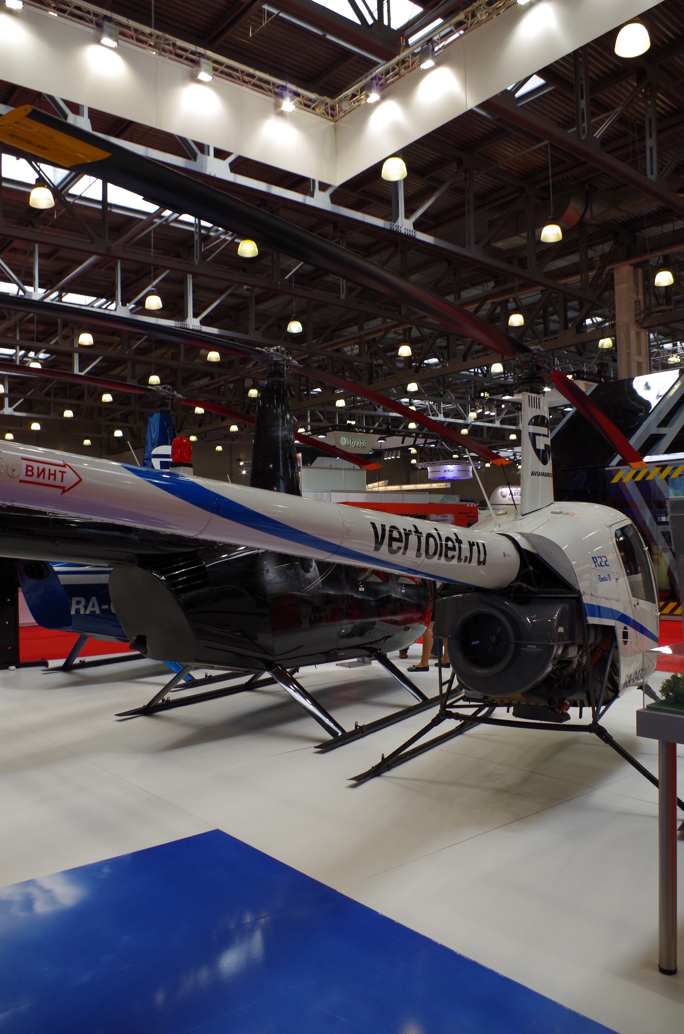 Лёгкий вертолёт Robinson R22 Beta II