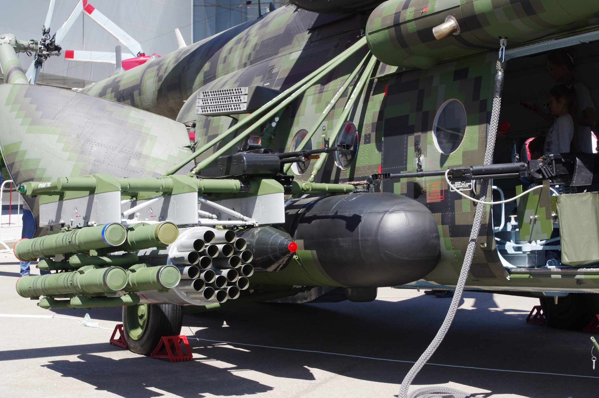 Вертолёт специального назначения Ми-8АМТШ-ВН