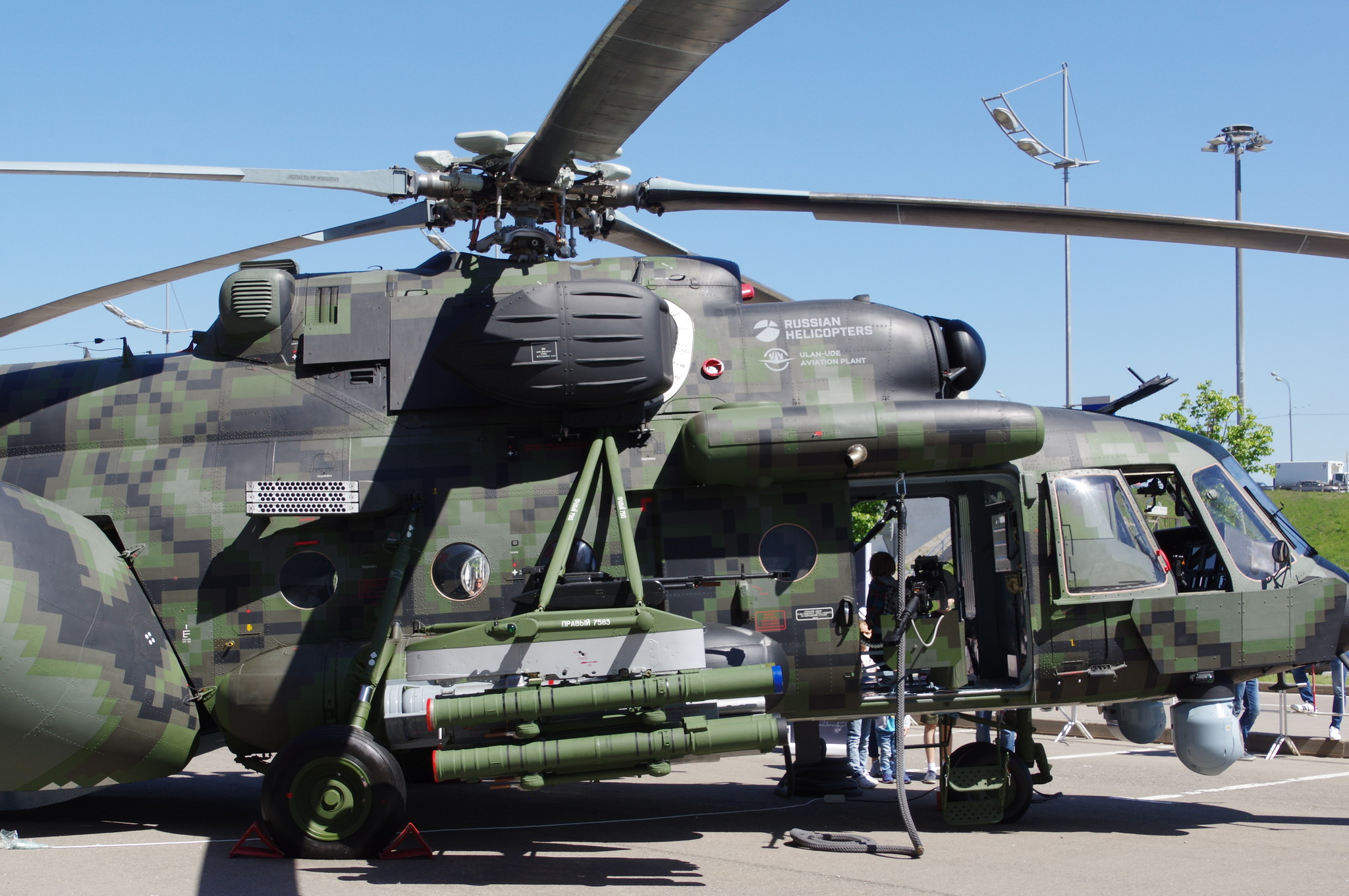Военно-транспортный вертолёт Ми-171Ш
