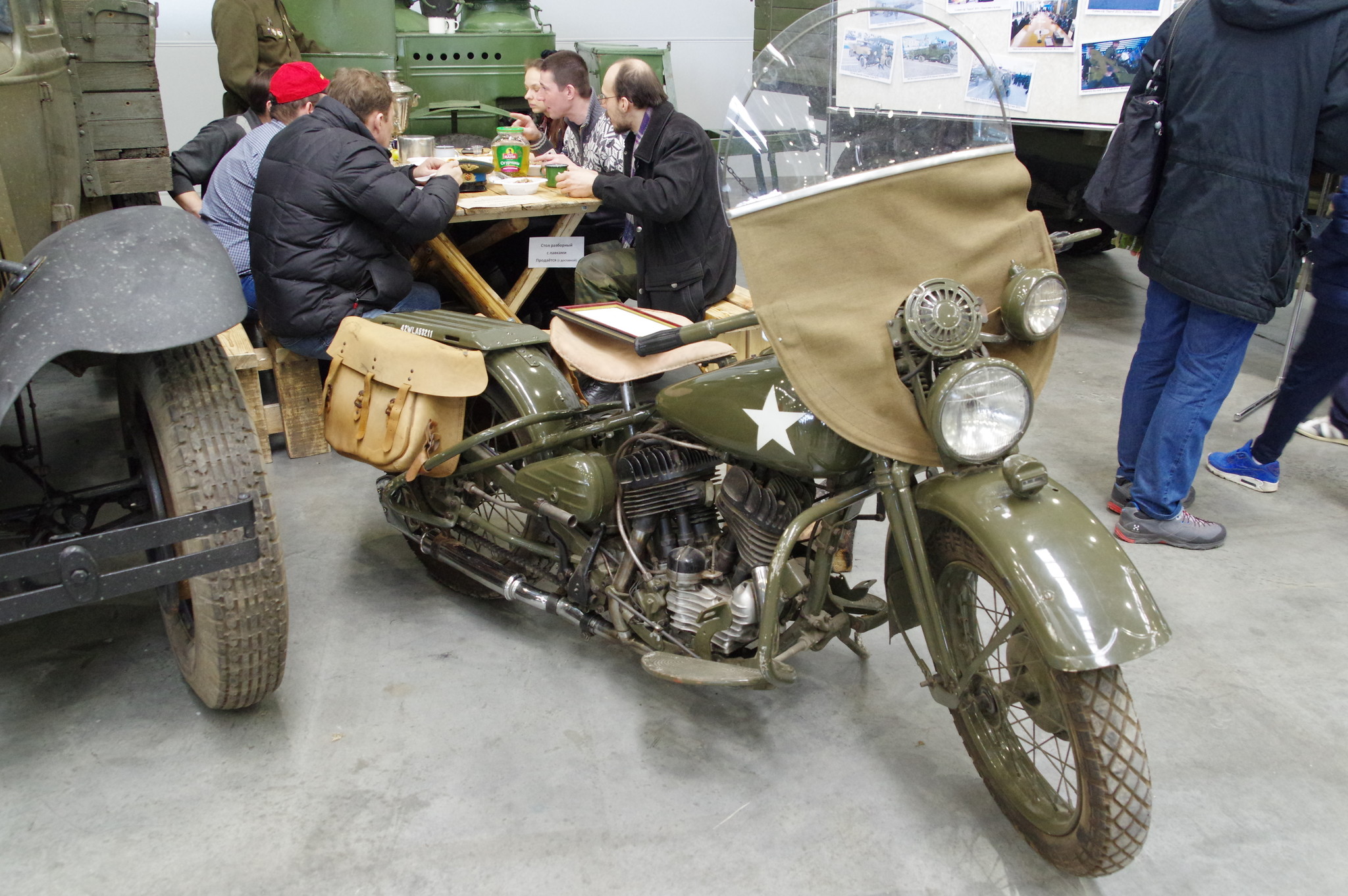 Мотоцикл Harley-Davidson WLA 42 (Харлей-Дэвидсон)
