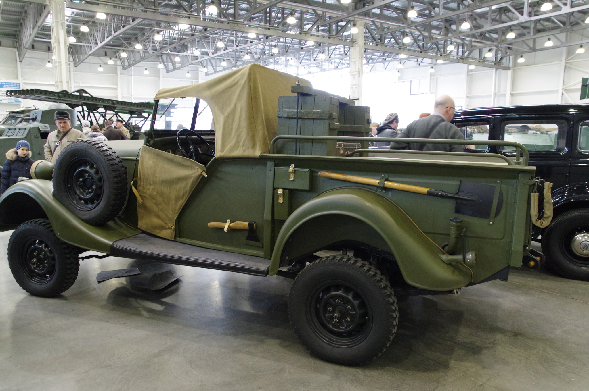 Артиллерийский тягач ГАЗ-61-416