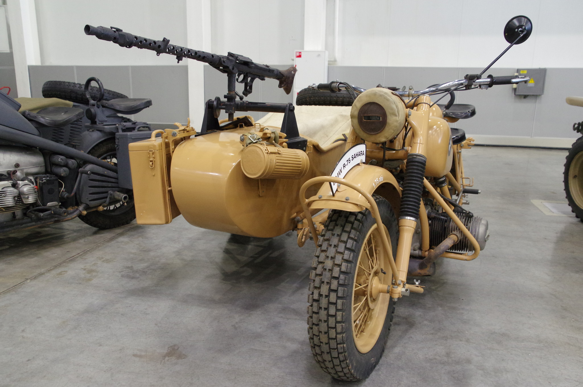 Мотоцикл BMW R75 «Sahara»